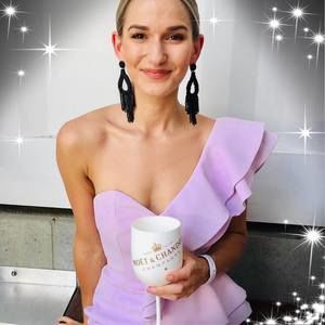 Meet your Posher, Natalie